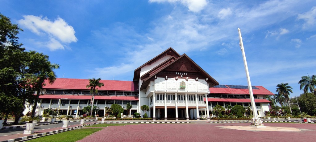 Gampong jeulingke merupakan salah satu pusat pemerintahan provinsi aceh 