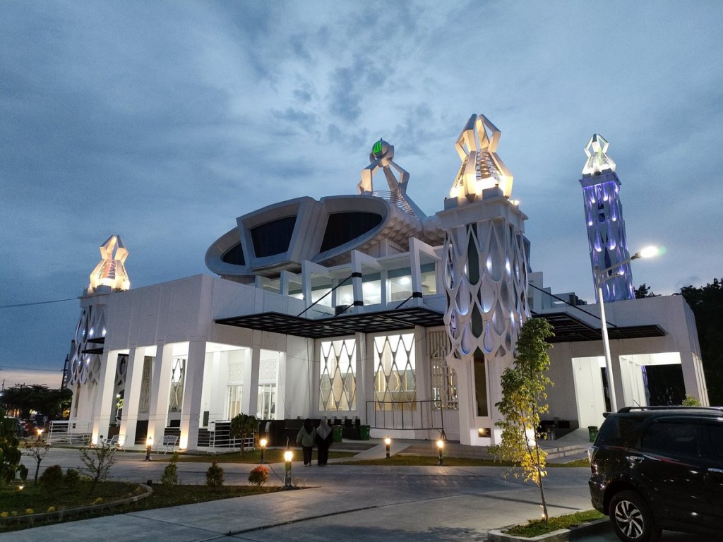 Masjid Babuttaqwa Polda Aceh 